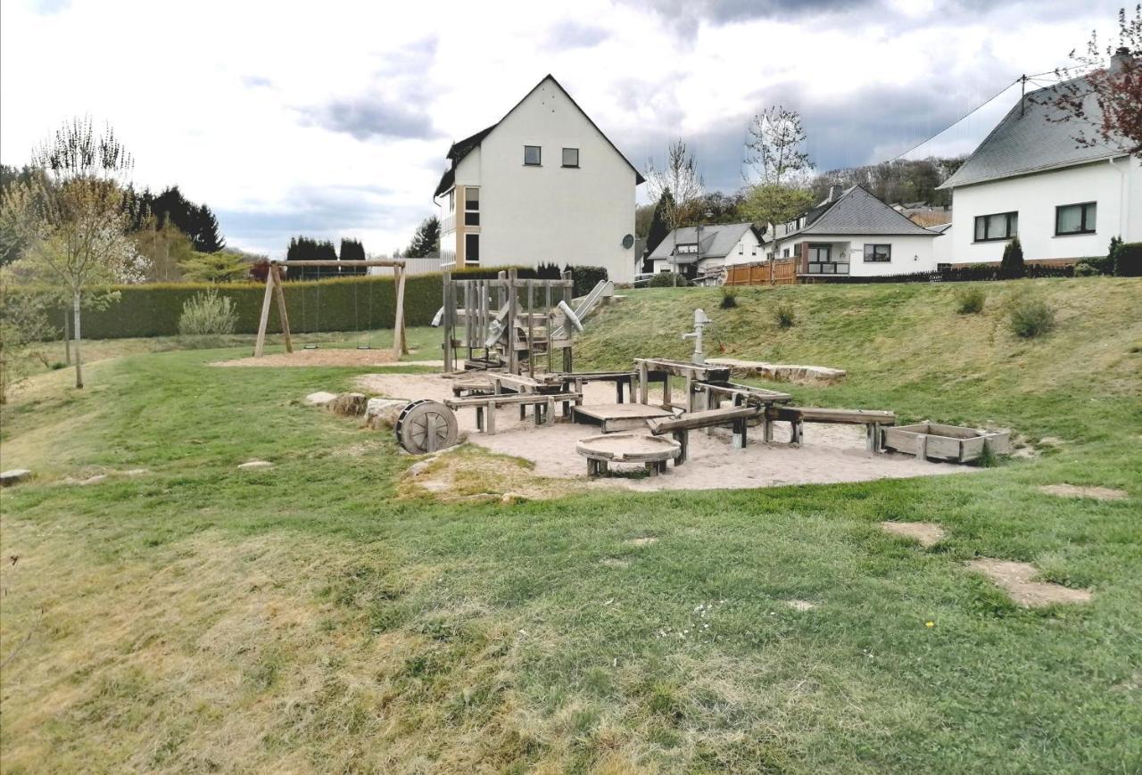 Ferienhaus Leo Blankenrath ภายนอก รูปภาพ